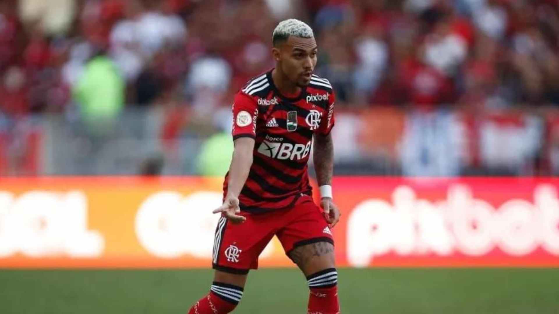 MATHEUZINHO UTILIZA RODINEI COMO ESPELHO, LATERAL ALMEJA EUROPA EM SUA CARREIRA